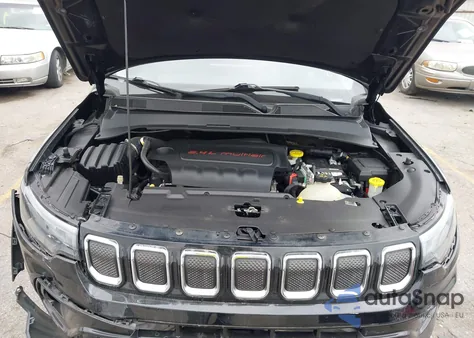 2022 Jeep Compass Limited 4X4 из США, поврежденный, VIN 3C4NJDCB3NT159533